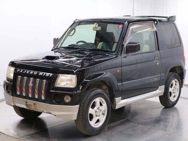 1999 Mitsubishi Pajero Mini JDM car for sale — photo 2 of 25