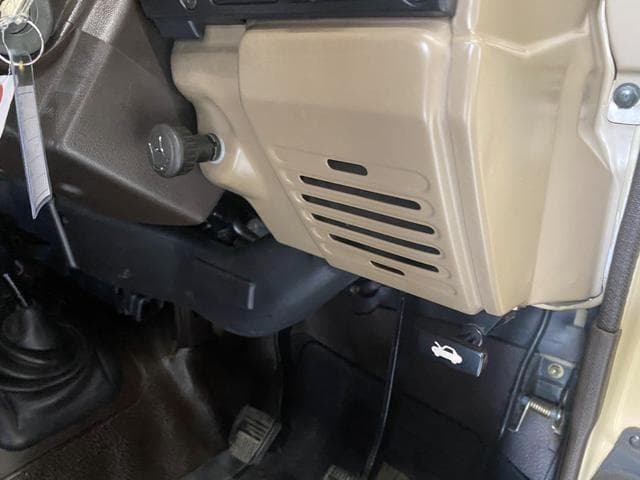 1984 Toyota Land Cruiser JDM car for sale — photo 23 of 25