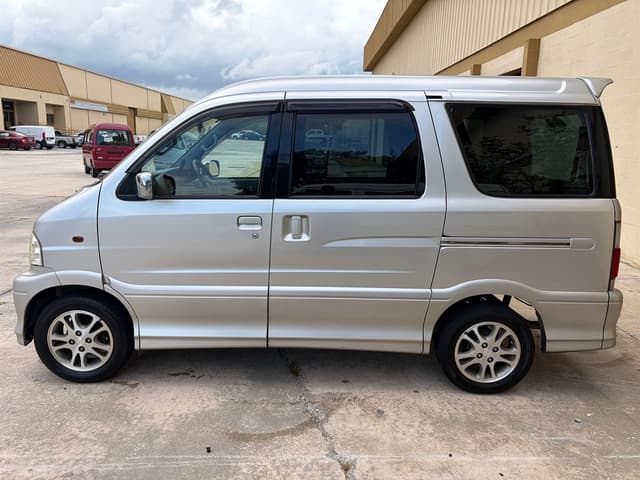 2001 Daihatsu Atrai JDM car for sale — photo 5 of 21