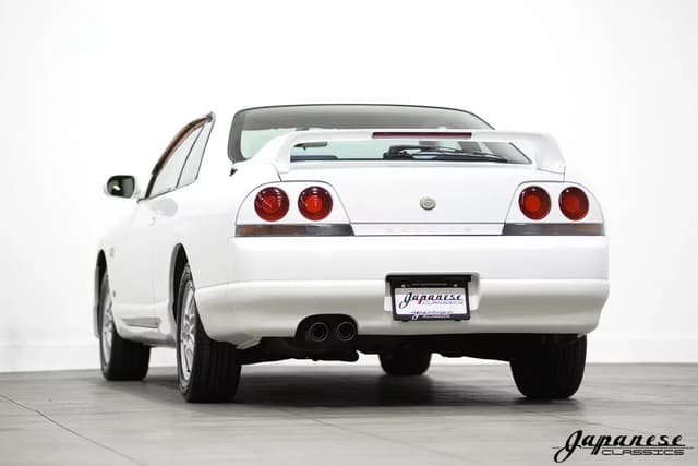 1997 Nissan Skyline JDM car for sale — photo 6 of 25