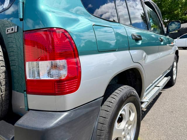 1999 Mitsubishi Pajero JDM car for sale — photo 13 of 25