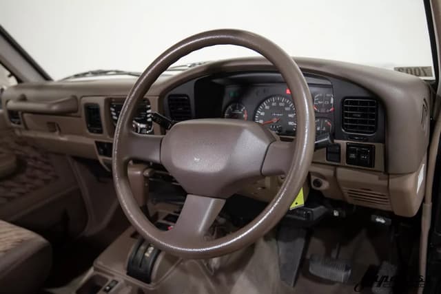 1996 Toyota Land Cruiser JDM car for sale — photo 13 of 25