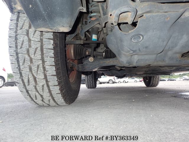2004 Toyota Hilux Surf JDM car for sale — photo 13 of 25