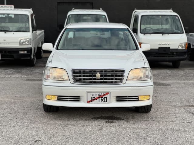 2000 Toyota Crown JDM car for sale — photo 3 of 22