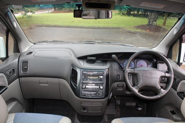 1998 Nissan Caravan JDM car for sale — photo 18 of 25