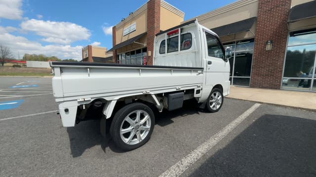 2001 Daihatsu Hijet JDM car for sale — photo 6 of 7