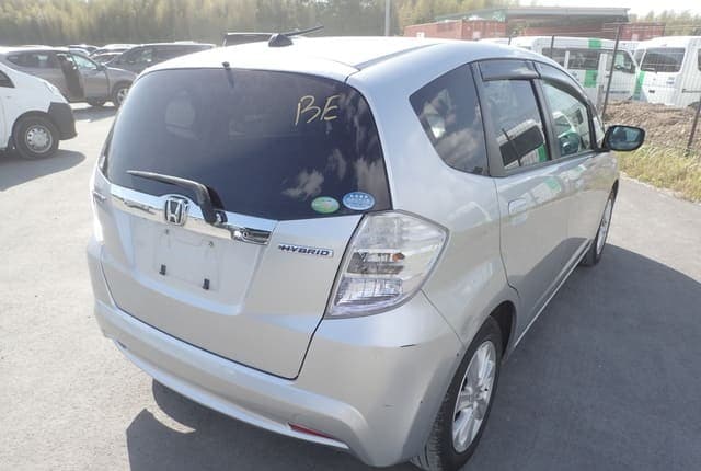 2011 Honda Fit JDM car for sale — photo 5 of 25