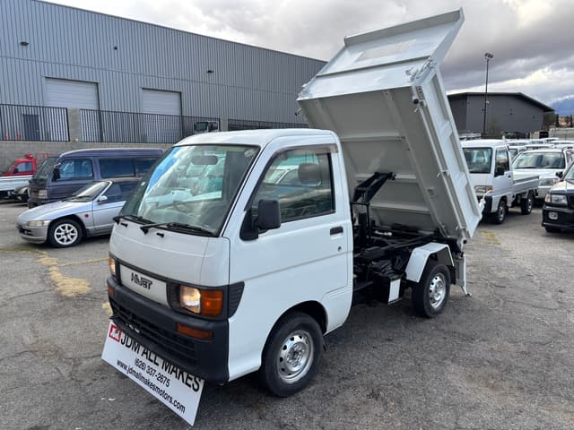 1997 Daihatsu Hijet JDM car for sale — photo 2 of 10