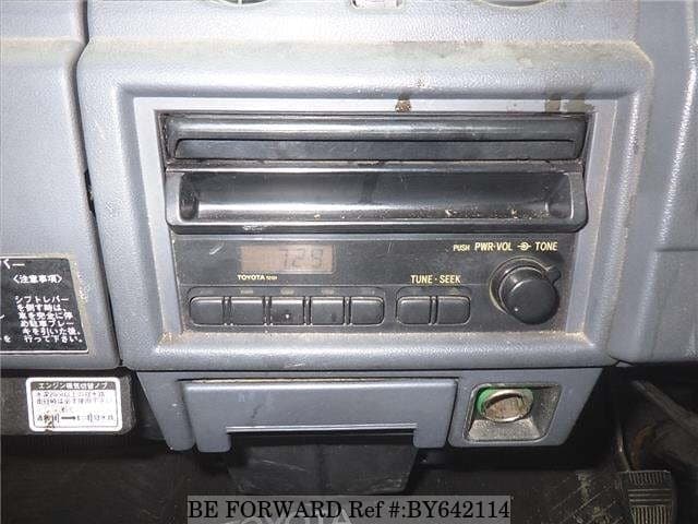 1992 Toyota HiAce JDM car for sale — photo 6 of 7