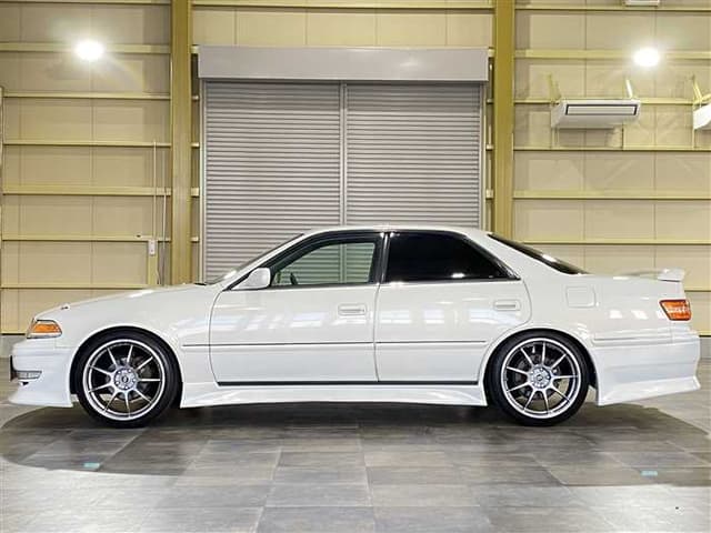 1997 Toyota Mark II JDM car for sale — photo 4 of 24