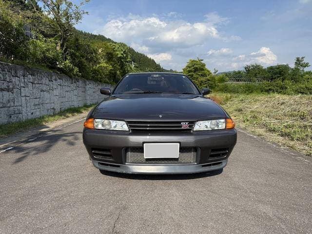 1992 Nissan Skyline JDM car for sale — photo 9 of 19