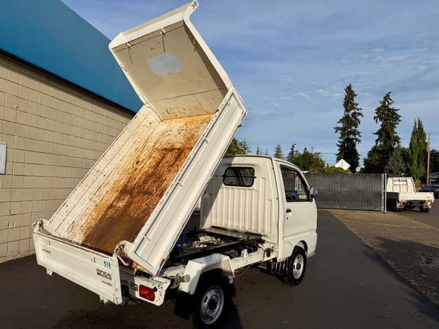 1995 Mitsubishi Minicab JDM car for sale — photo 12 of 25