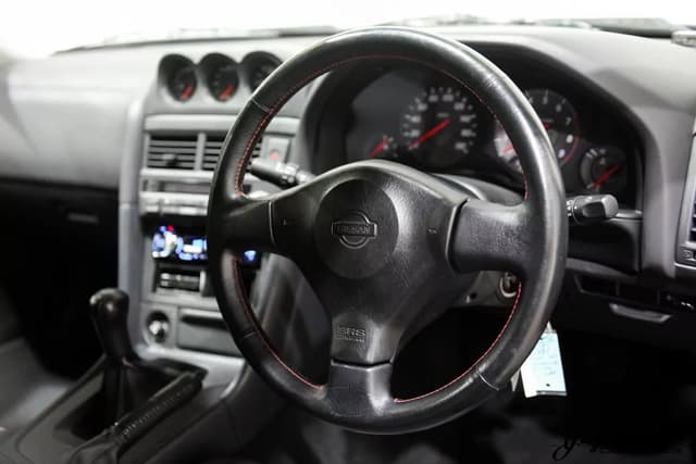 1998 Nissan Skyline JDM car for sale — photo 12 of 25