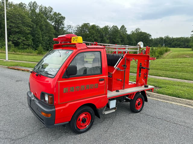 1994 Mitsubishi Minicab JDM car for sale — photo 2 of 14