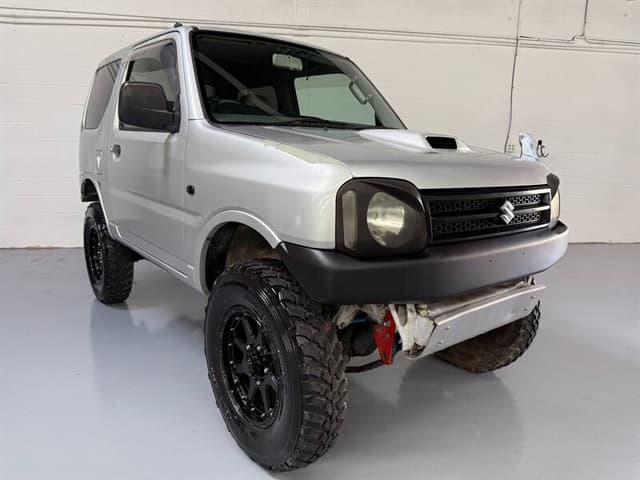 1999 Suzuki Jimny JDM car for sale — photo 3 of 25