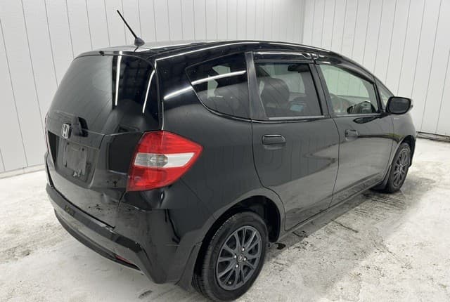 2012 Honda Fit JDM car for sale — photo 4 of 25