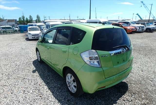 2011 Honda Fit JDM car for sale — photo 2 of 25