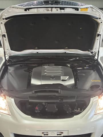 2009 Toyota Crown JDM car for sale — photo 18 of 19