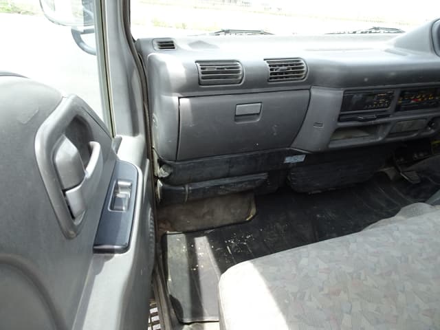 2003 Isuzu Elf JDM car for sale — photo 25 of 25
