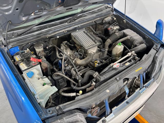 2001 Suzuki Jimny JDM car for sale — photo 6 of 25