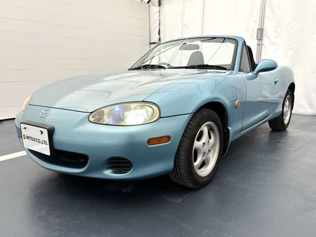2000 Mazda Roadster (Eunos Roadster / MX-5) JDM car for sale — photo 2 of 25