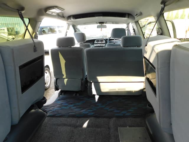 1997 Toyota Estima JDM car for sale — photo 8 of 8