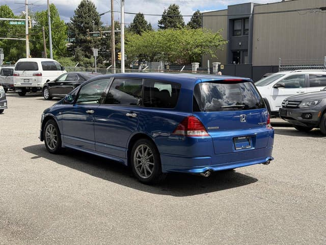 2006 Honda Odyssey JDM car for sale — photo 5 of 10