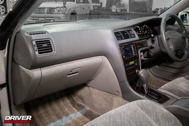 1997 Toyota Chaser JDM car for sale — photo 14 of 24
