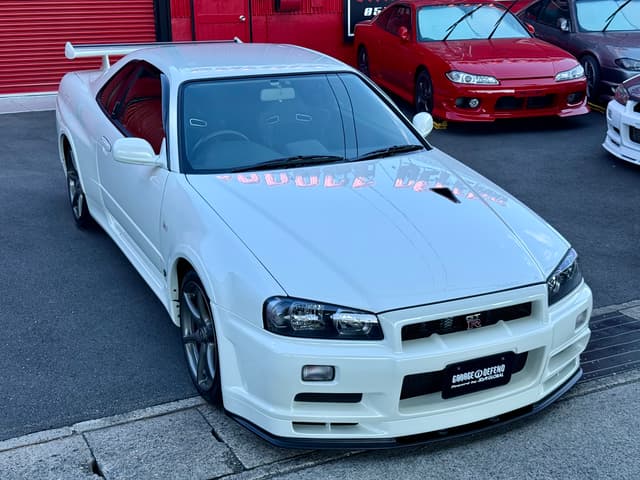 Nissan Skyline JDM car for sale — photo 5 of 25
