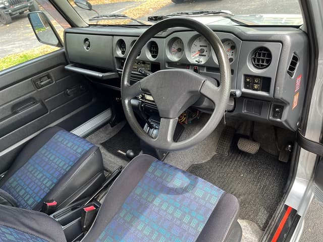 1996 Suzuki Jimny JDM car for sale — photo 9 of 15
