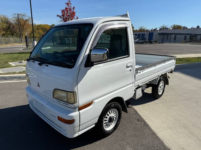 1998 Mitsubishi Minicab JDM car for sale — photo 7 of 17