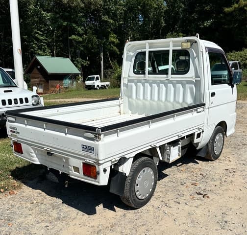 2001 Daihatsu Hijet JDM car for sale — photo 5 of 15
