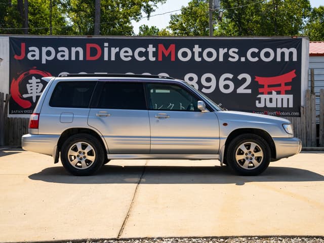 2001 Subaru Forester JDM car for sale — photo 6 of 13