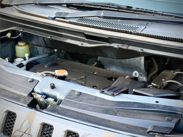 2010 Mitsubishi Delica JDM car for sale — photo 25 of 25