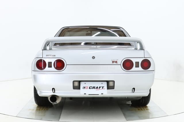 1992 Nissan Skyline JDM car for sale — photo 5 of 10
