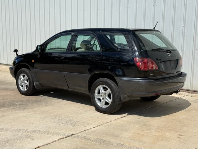 2000 Toyota Harrier JDM car for sale — photo 4 of 22