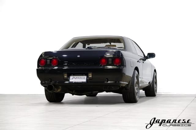 1991 Nissan Skyline JDM car for sale — photo 8 of 25