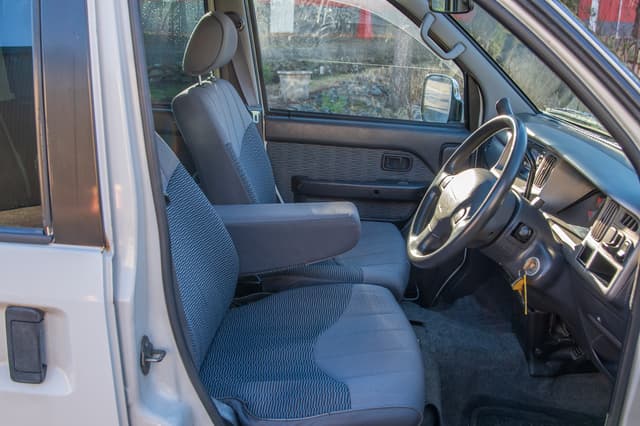 1999 Daihatsu Atrai JDM car for sale — photo 11 of 25