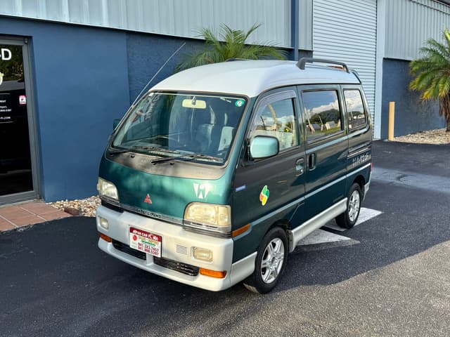 1996 Mitsubishi Bravo Minivan JDM car for sale — photo 3 of 20