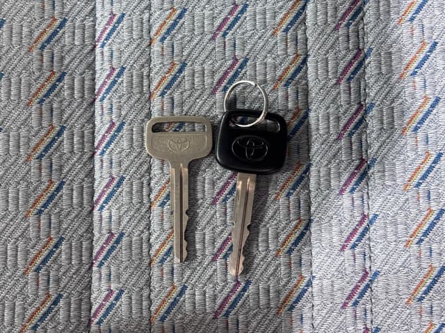 2000 Toyota Dyna JDM car for sale — photo 18 of 25