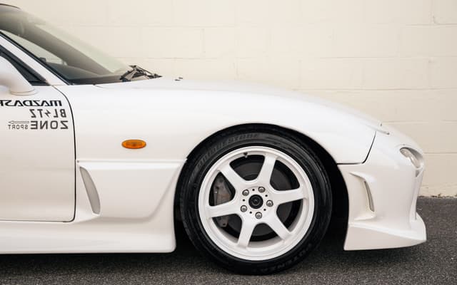 1996 Mazda RX-7 JDM car for sale — photo 8 of 12