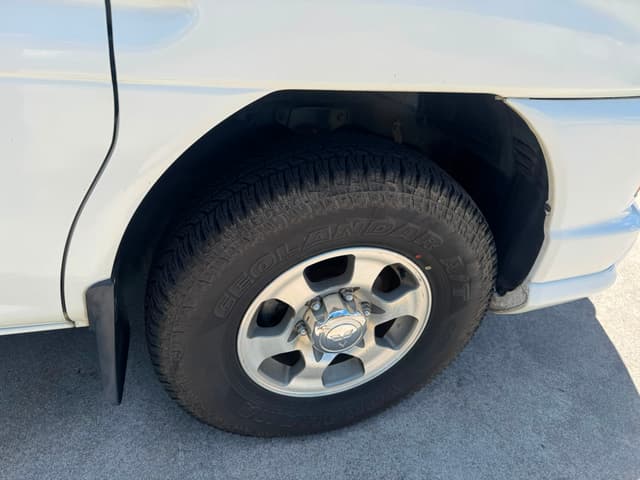 2000 Mitsubishi Delica JDM car for sale — photo 14 of 14