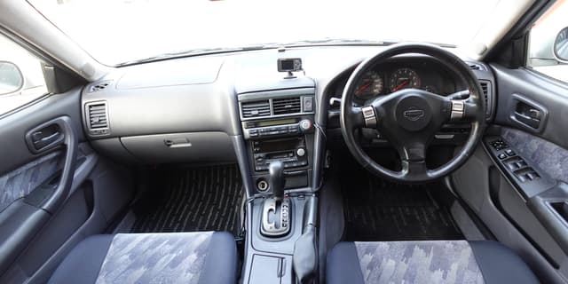1998 Nissan Skyline JDM car for sale — photo 8 of 15