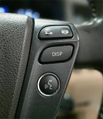 2011 Toyota Majesta JDM car for sale — photo 17 of 20