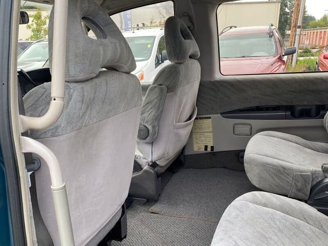 1995 Mitsubishi Delica JDM car for sale — photo 10 of 10