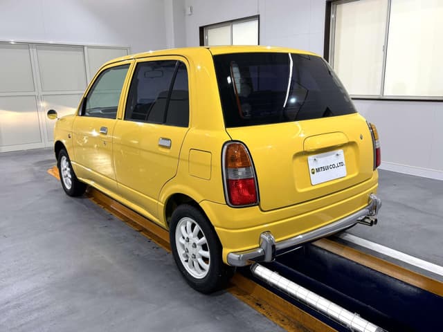 1999 Daihatsu Mira JDM car for sale — photo 4 of 25