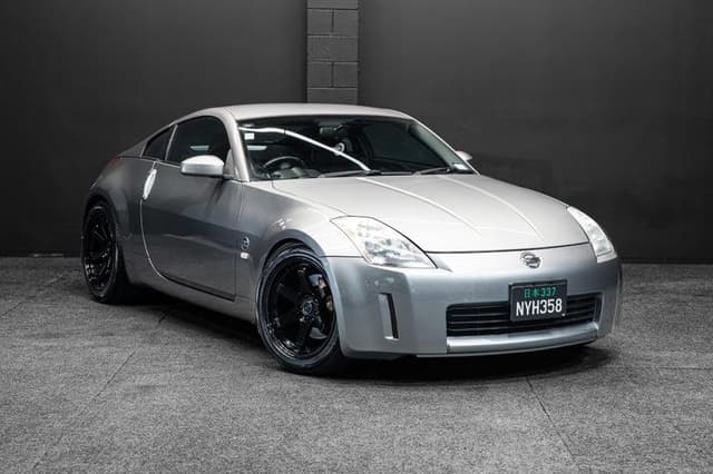 2005 Nissan Fairlady Z JDM car for sale — photo 11 of 17