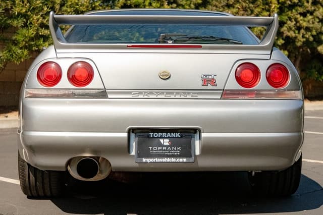 1997 Nissan Skyline JDM car for sale — photo 13 of 25