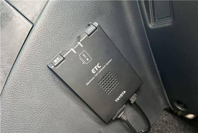 2003 Toyota Altezza JDM car for sale — photo 16 of 25