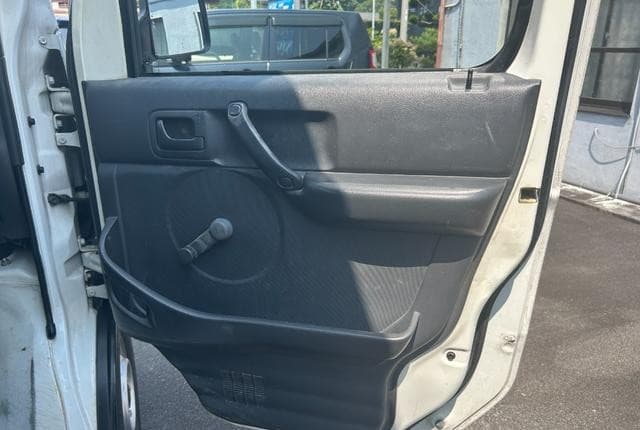 2010 Suzuki Carry JDM car for sale — photo 13 of 25
